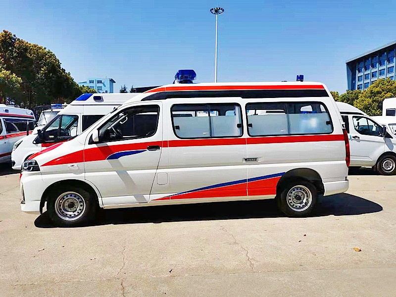 金杯海獅王救護(hù)車(chē)